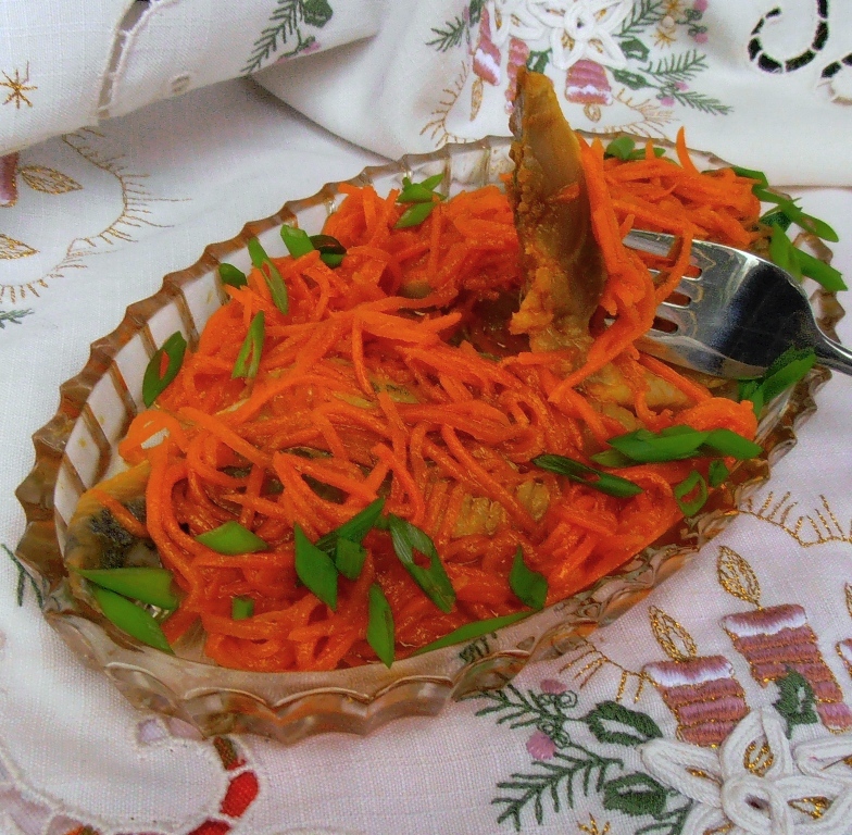 оселедець під морквою