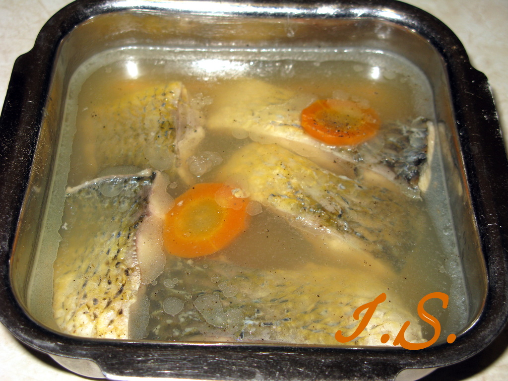 Как приготовить заливное из рыбы: советы и рецепты от «Едим Дома»