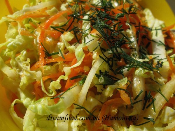 Салат с капусти та моркви по-корейськи