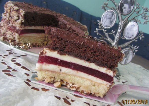 Торт "Багатошаровий" (Multilayered Cake)