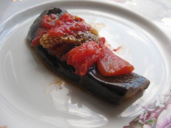 Баклажани в томатному соусі (холодна страва)
